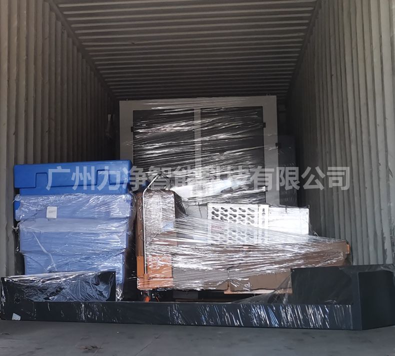 
		广州GA黄金甲智能外洋客户订单200公斤大型工业洗衣机打包发货
		(图7)